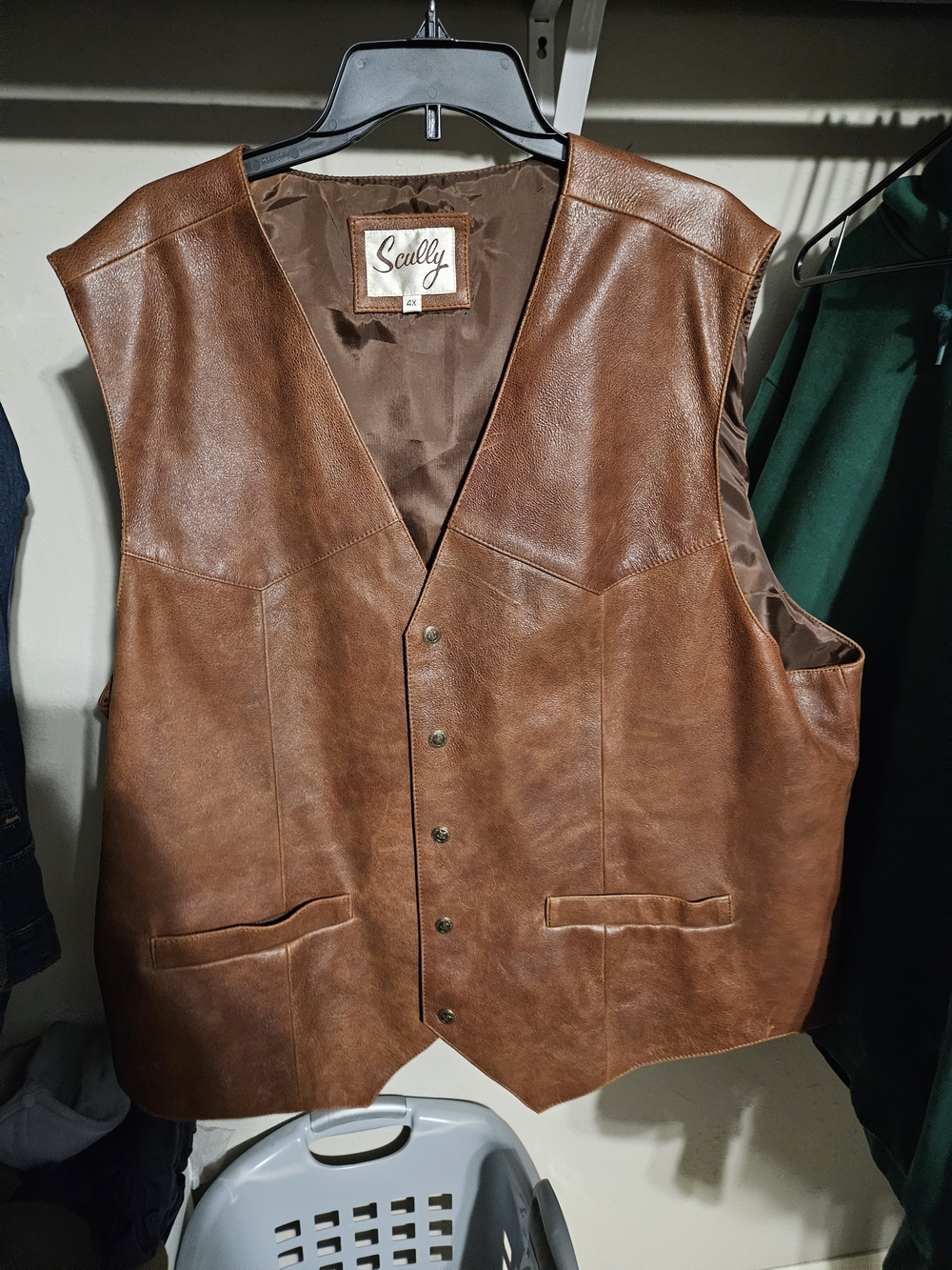 Scully Men's Chestnut Brown Leather Vest
